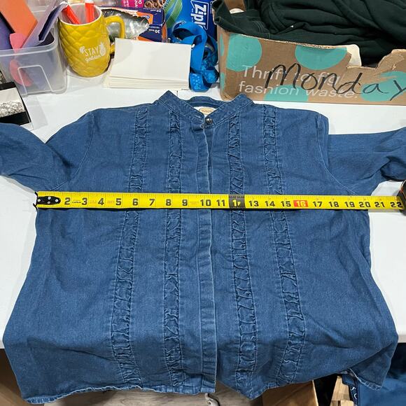 Vintage Talbots Denim Ruffle Western Cowgirl Button Up Shirt Rodeo Medium Cotton - Picture 6 of 7